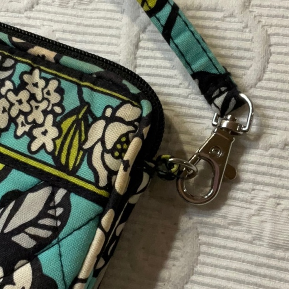 Vera Bradley Floral wrist wallet and Bundle of bags and jewelry holders 8 in all - Picture 12 of 16